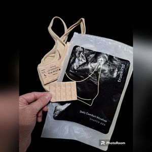 Shapermint/True kind Sz L comfort bra in nude.